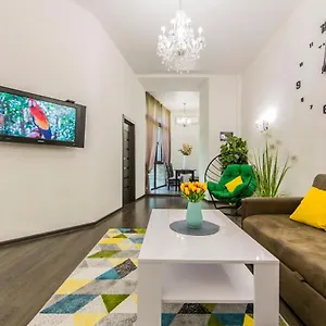 2к в центре. крещатик, пл. независимости Киев