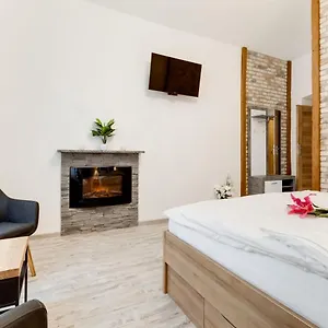  Apartment Dream Apt